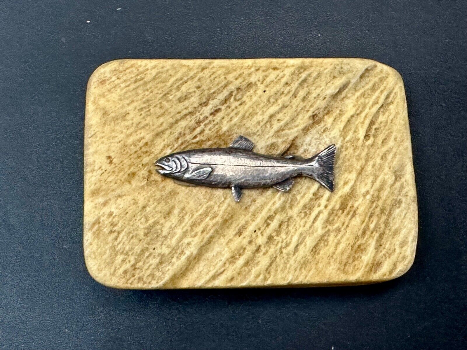 Trout Fish - vintage Native American Indian ART belt buckle - Elemore Alaska