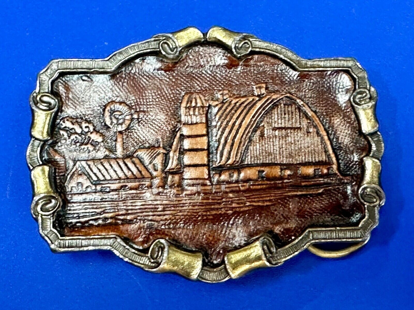 Americas Great Farmland vintage 1980 Great American vintage belt buckle Co