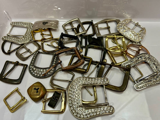33 Piece Mixed Lot, Grab Bag - Resale Gifts! Vintage & Modern Belt Buckles 