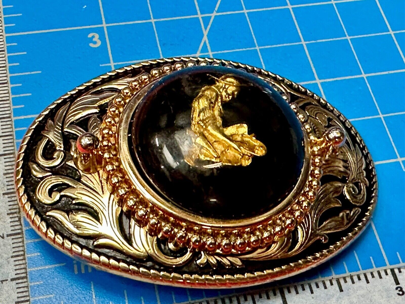 Artisan Gold Panning Beautiful centerpiece in Vintage western Belt Buckle