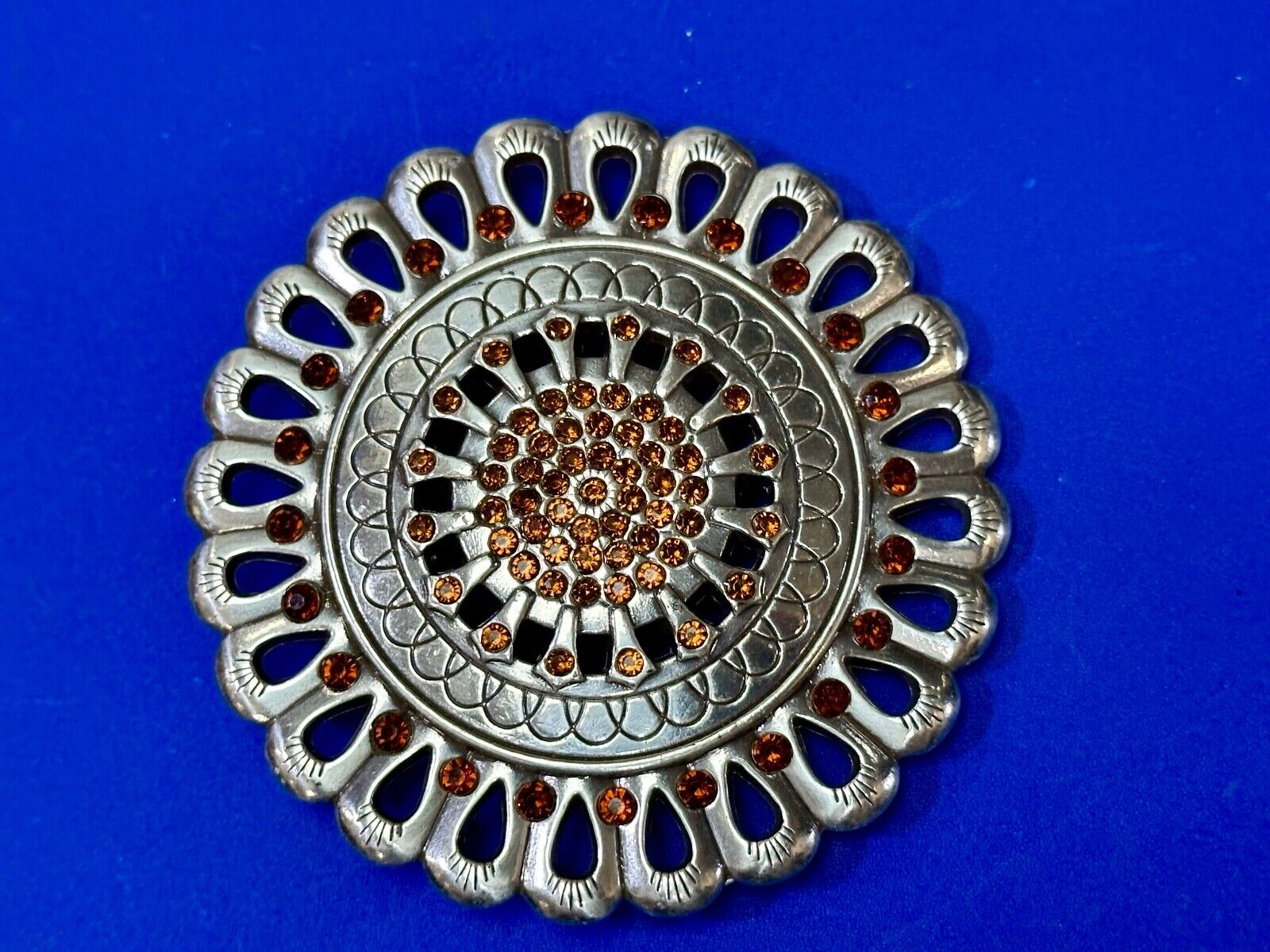 Vintage Flower shaped silver tone red rhinestone accented belt buckle