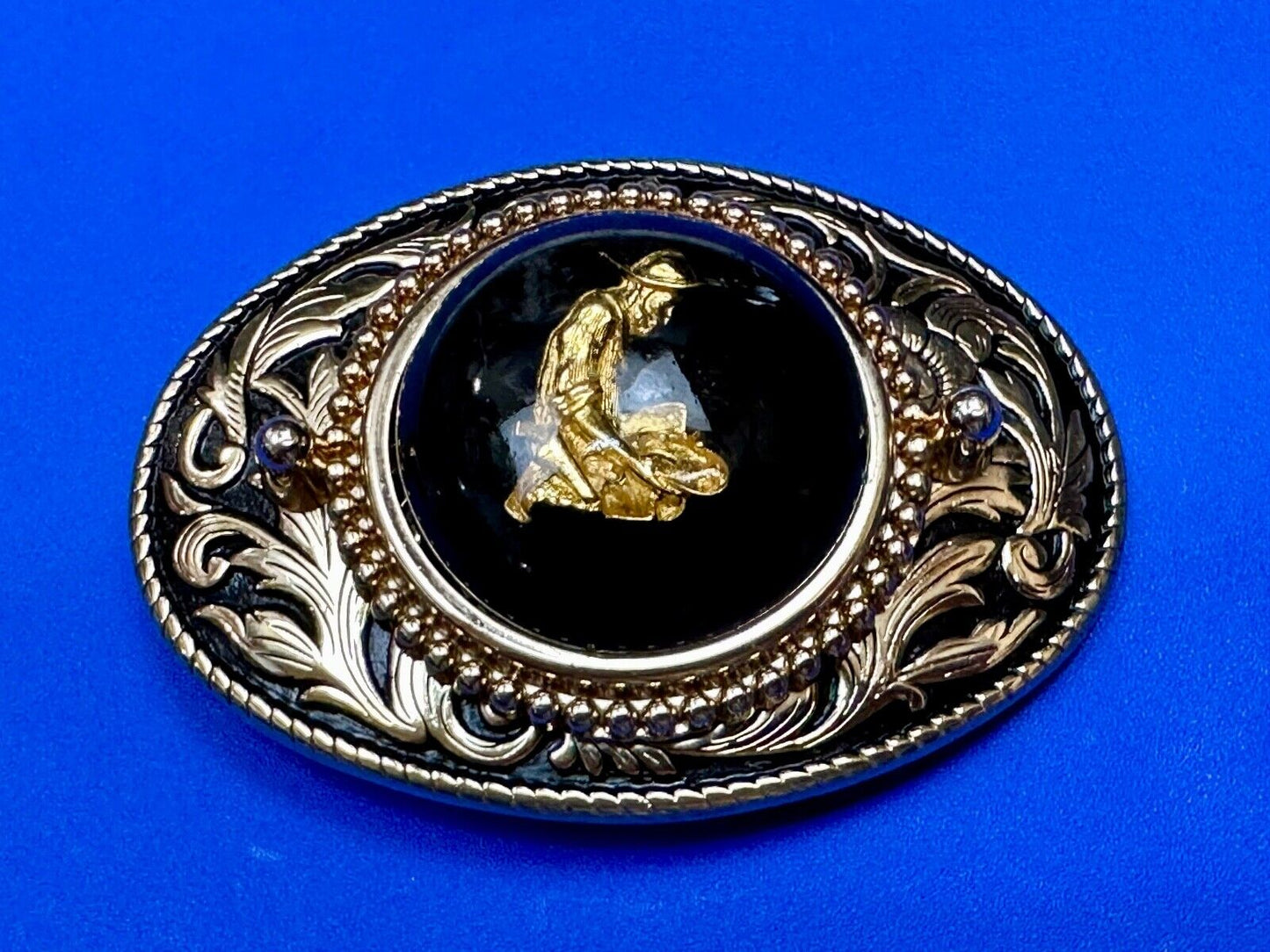 Artisan Gold Panning Beautiful centerpiece in Vintage western Belt Buckle
