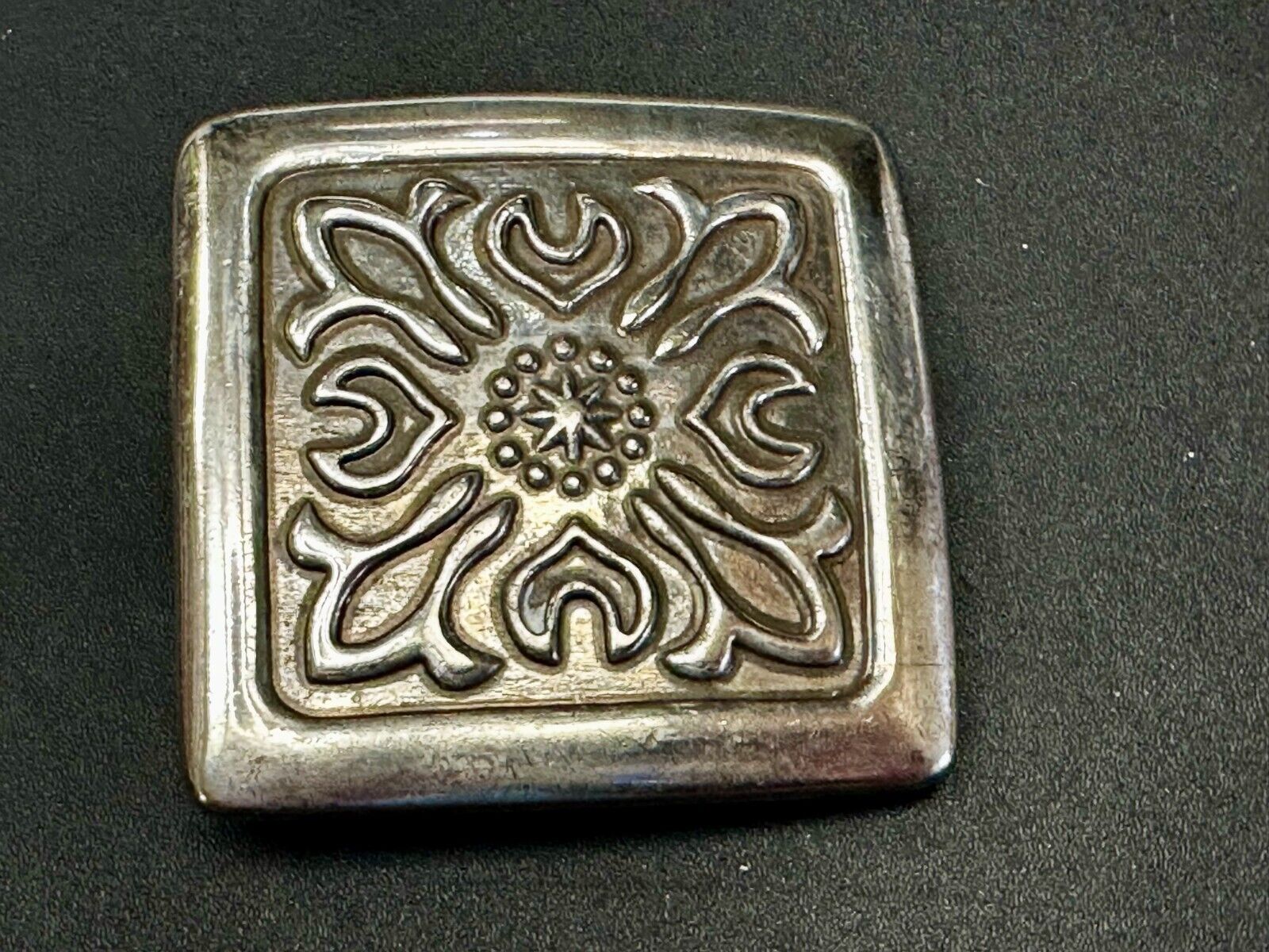 Tribal Ethnic Pattern Hippy Boho Silver Tone Belt Buckle Made in Taiwan