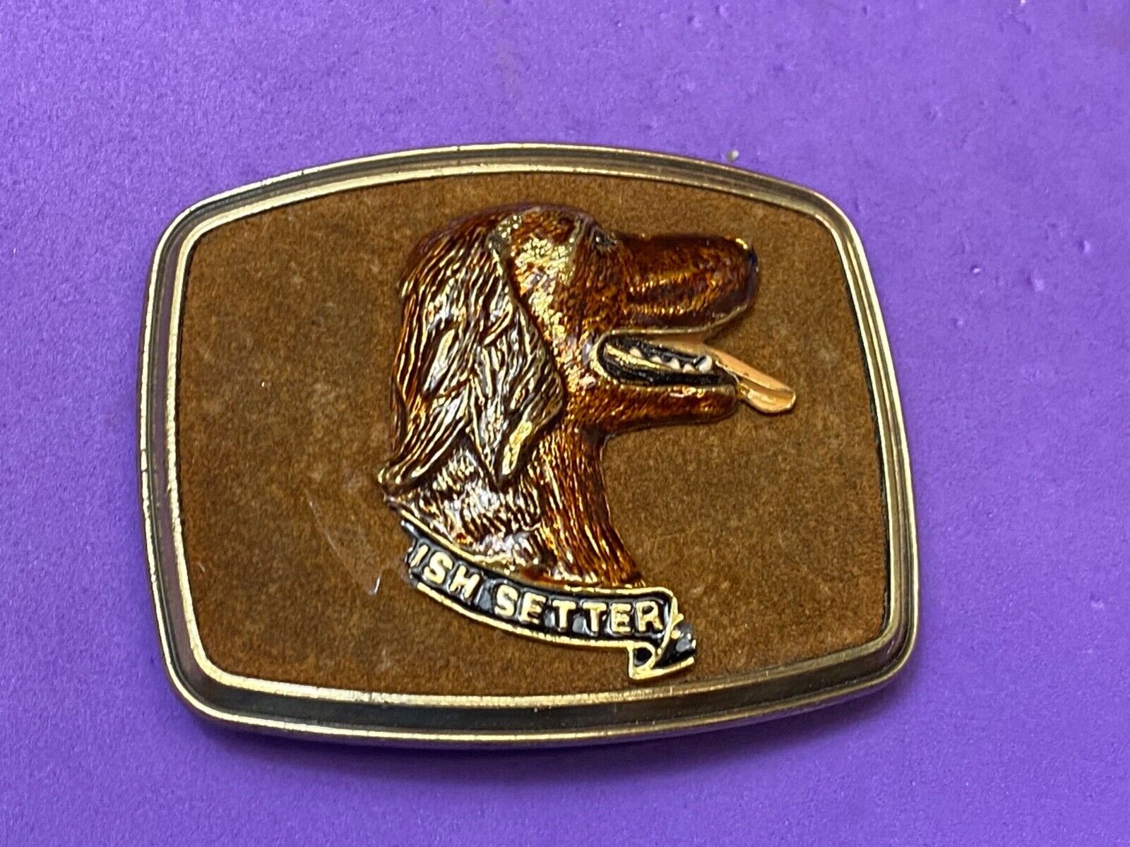 Vintage Irish Setter Dog - Man's Best Friend belt buckle 1979 Raintree