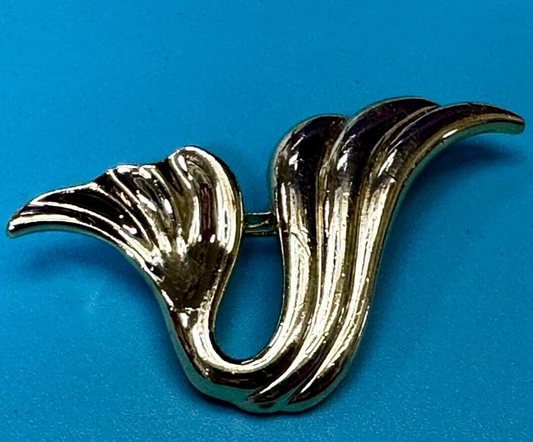 Abstract Swirl Gold Tone Vintage Brooch Pin Signed AJC