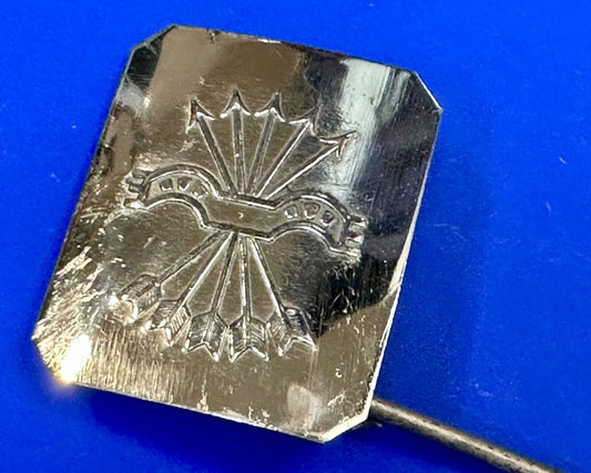 The 5 Arrows Hotel?  Waddesdon Manor? England Family Embalm? Antique belt buckle