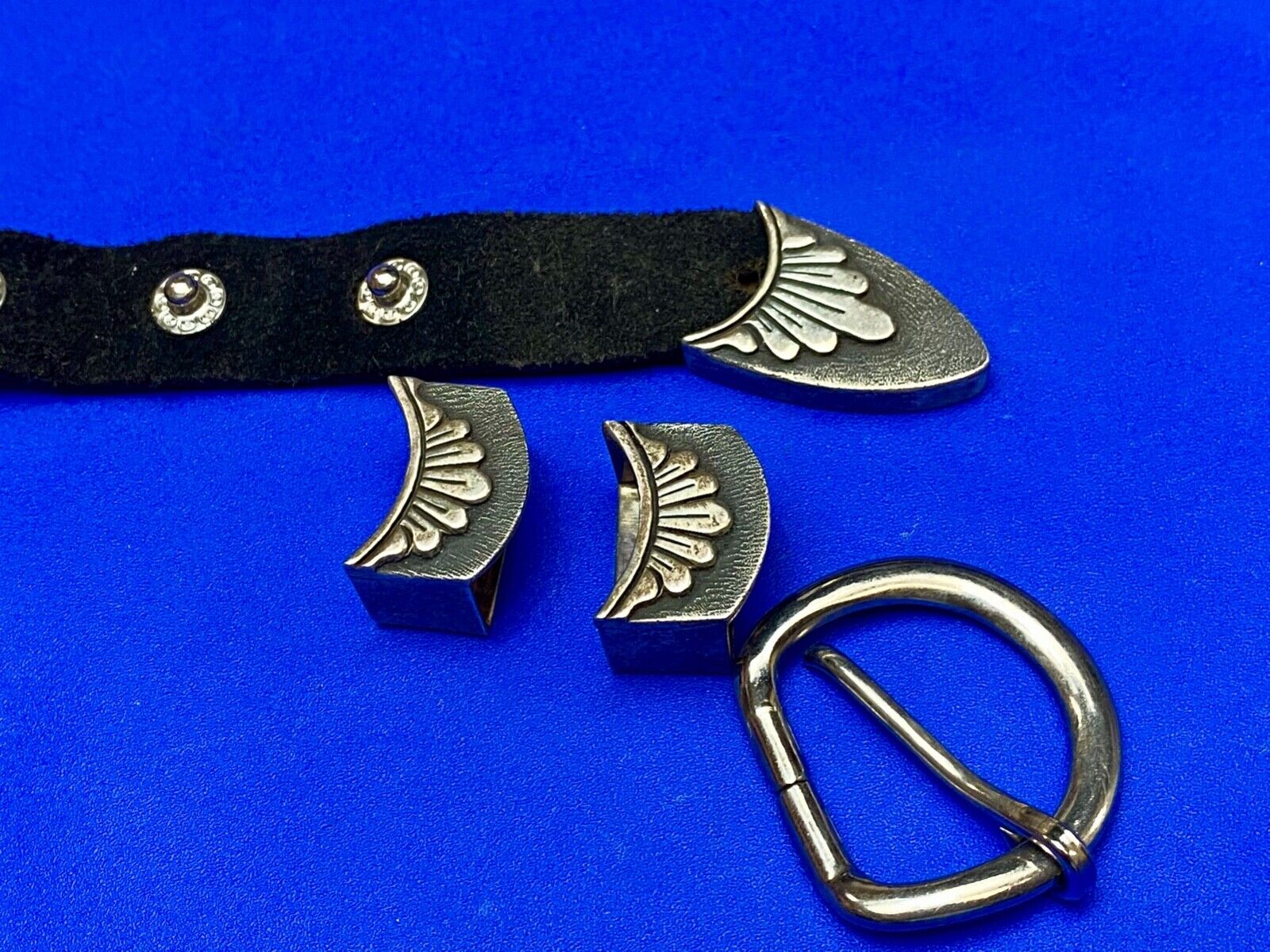 4 piece western cowgirls dress up fancy silver color belt buckle