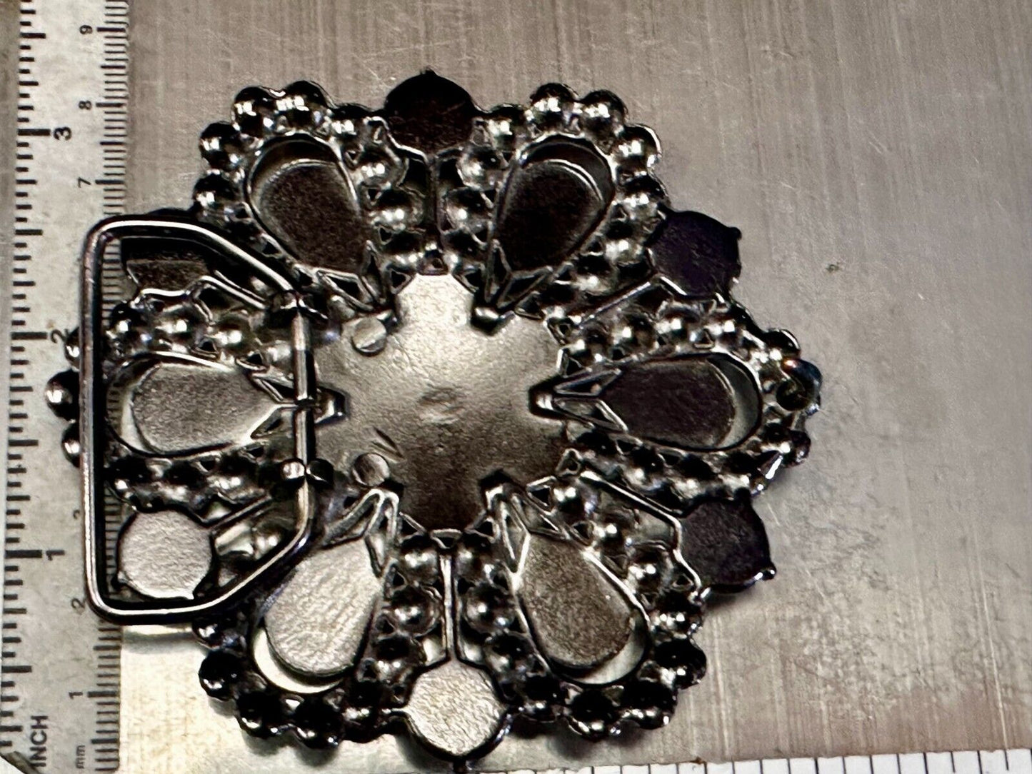 Victorian Style Clear Rhinestone Flower Burst Vintage Silver Tone Belt Buckle