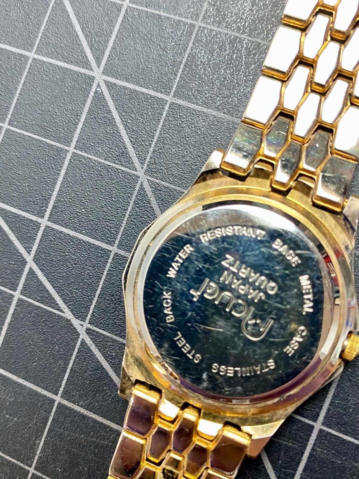 acuet gold tone women's quartz dress watch - fresh battery! 