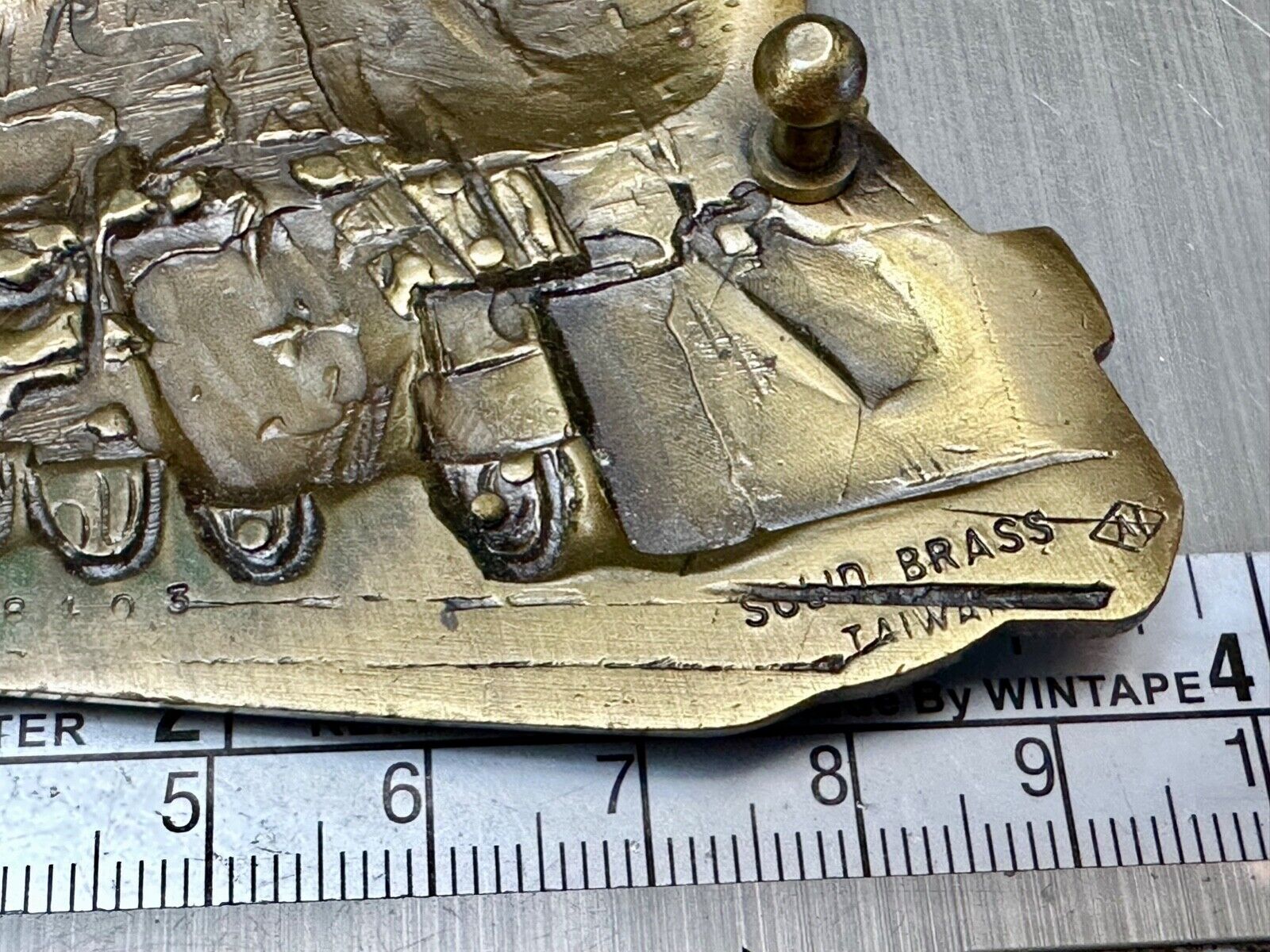 Beautiful Steam Locomotive Engine figural solid brass collectors belt buckle