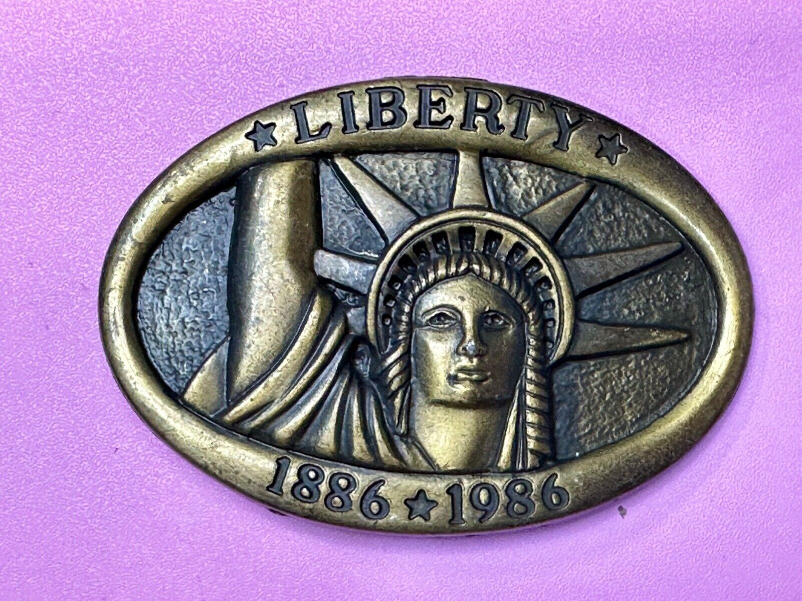 100 year Anniversary 1986 Statue of Lady Liberty Brass tone Belt Buckle