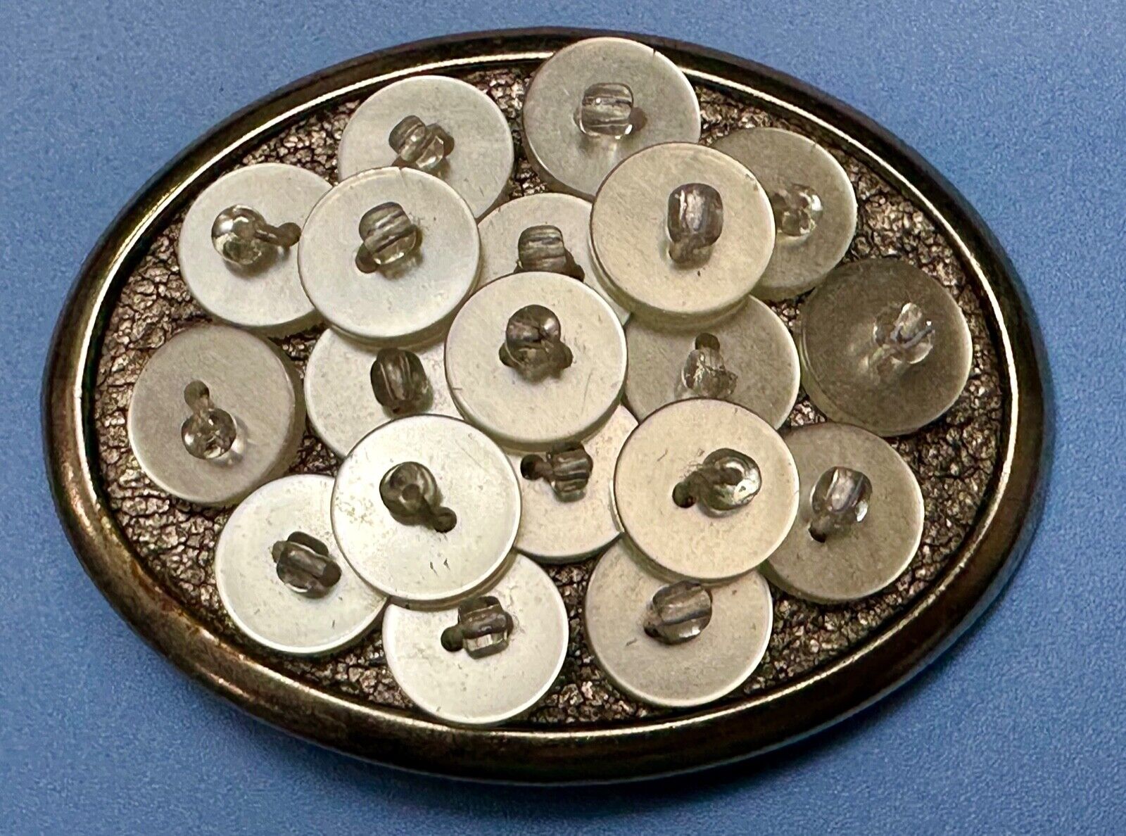 Artisan BUTTONS - seamstress silver tone oval belt buckle