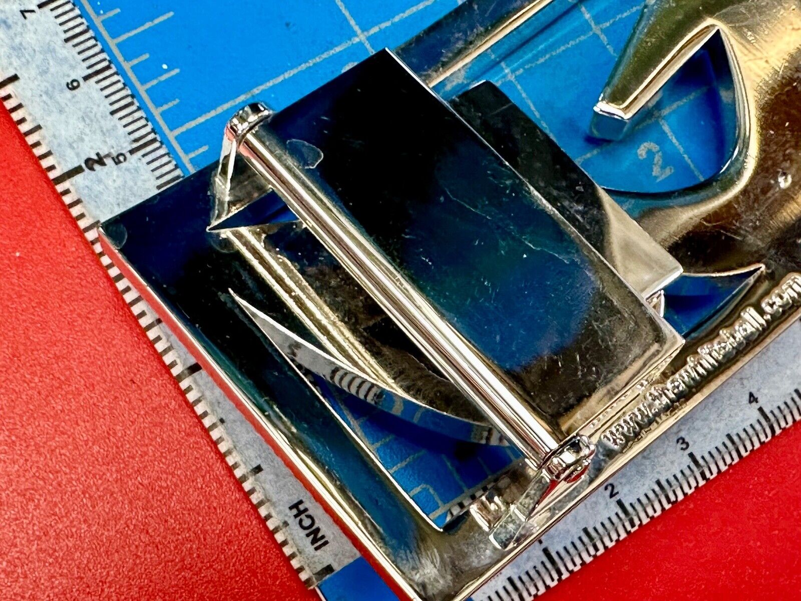 unique see through dual hook pattern silver color reflective belt buckle