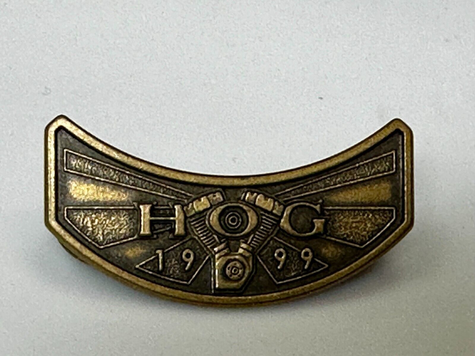 1999 Harley Davidson Owners Group HOG Pin for Jacket or Vest