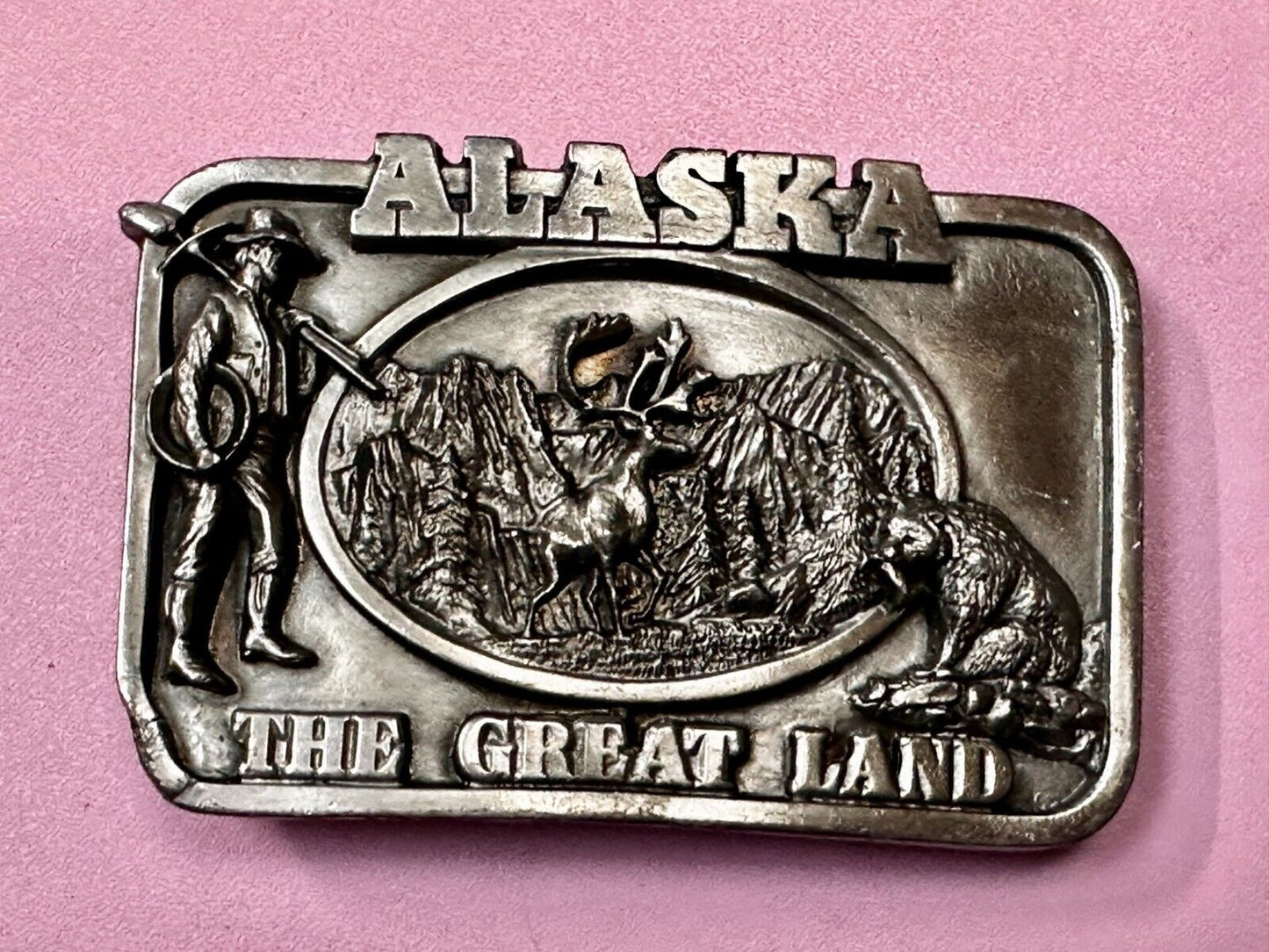 Alaska The Great Land -  Last Frontier State 1980's Siskiyou Pewter Belt Buckle