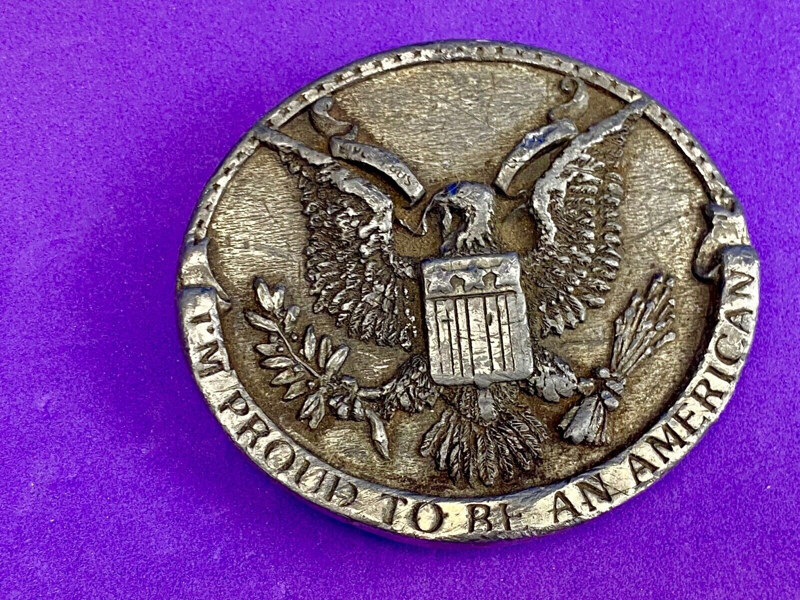Vintage 1981 Patriotic.   I'm Proud to be an American! USA belt buckle Bergamot 
