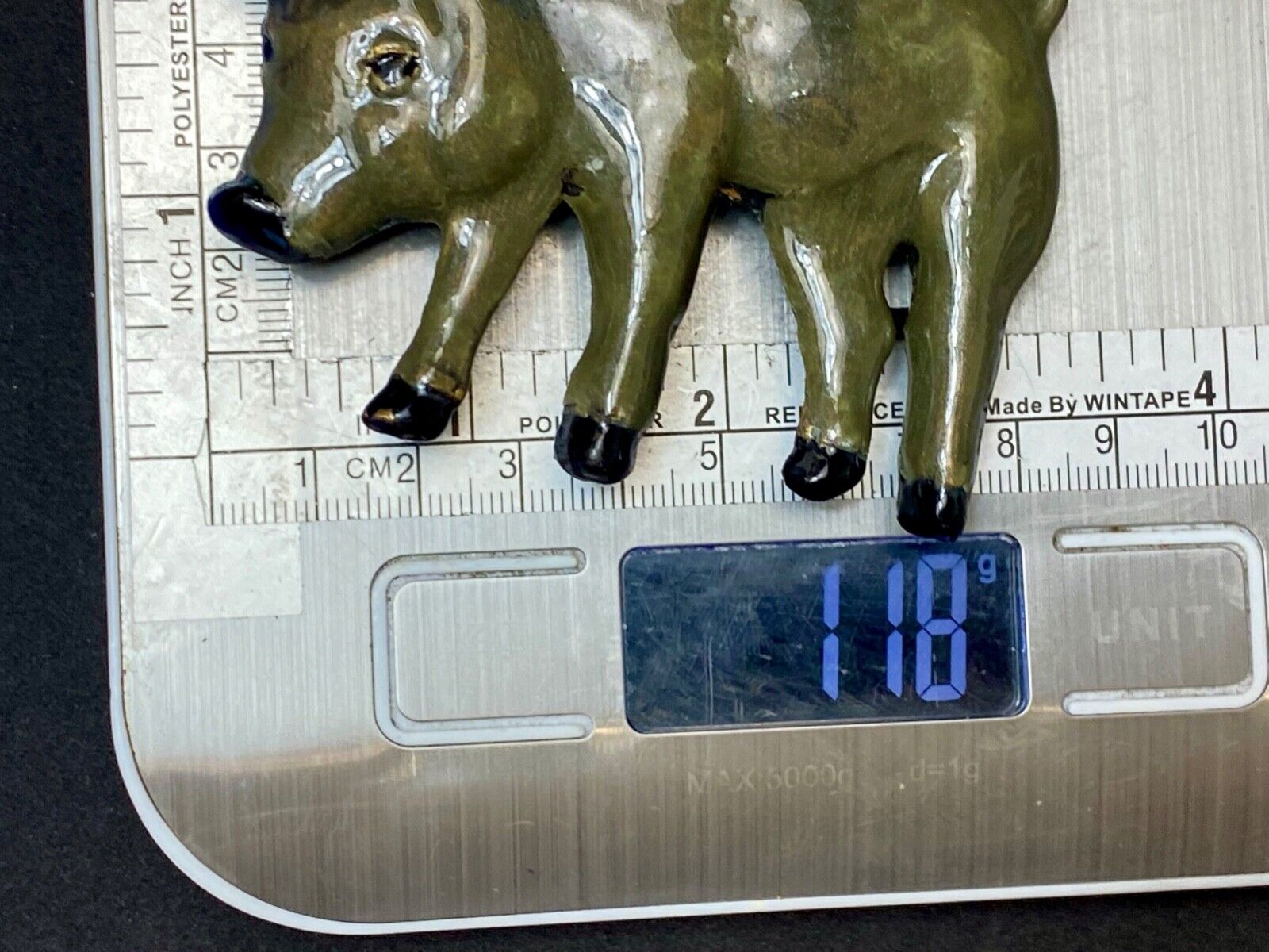 Adorable Pig Hog on the farm cutout swine animal belt buckle