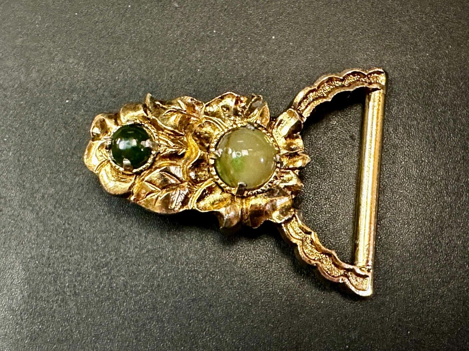 Victorian Style Green Jade? Cabochon Stone On Small Gold Tone Belt Buckle