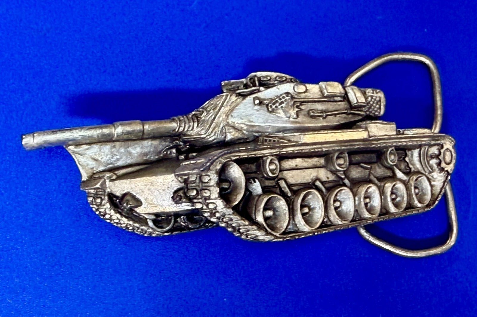 Armored Tank Military War Battle Weapon Anthony J.Irvin 1979 C-4L  Belt Buckle