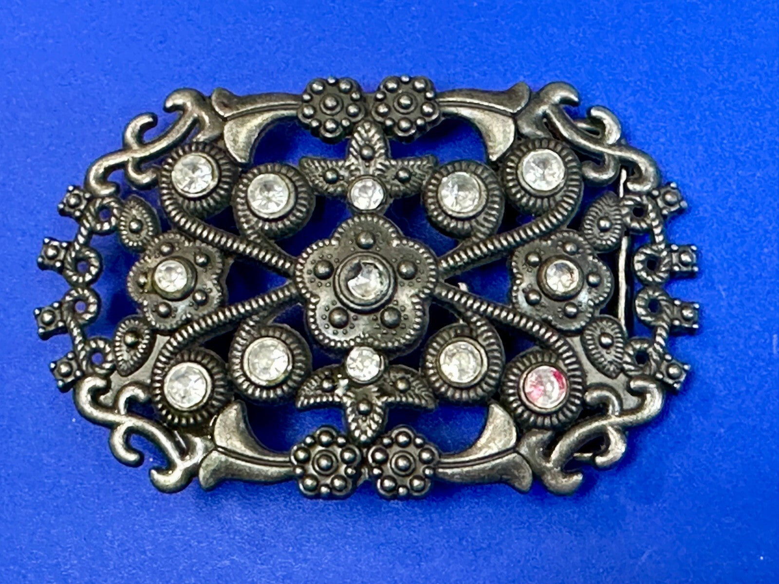 Victorian Style Chunky Clear  Rhinestone Accents See Through Vintage Belt Buckle
