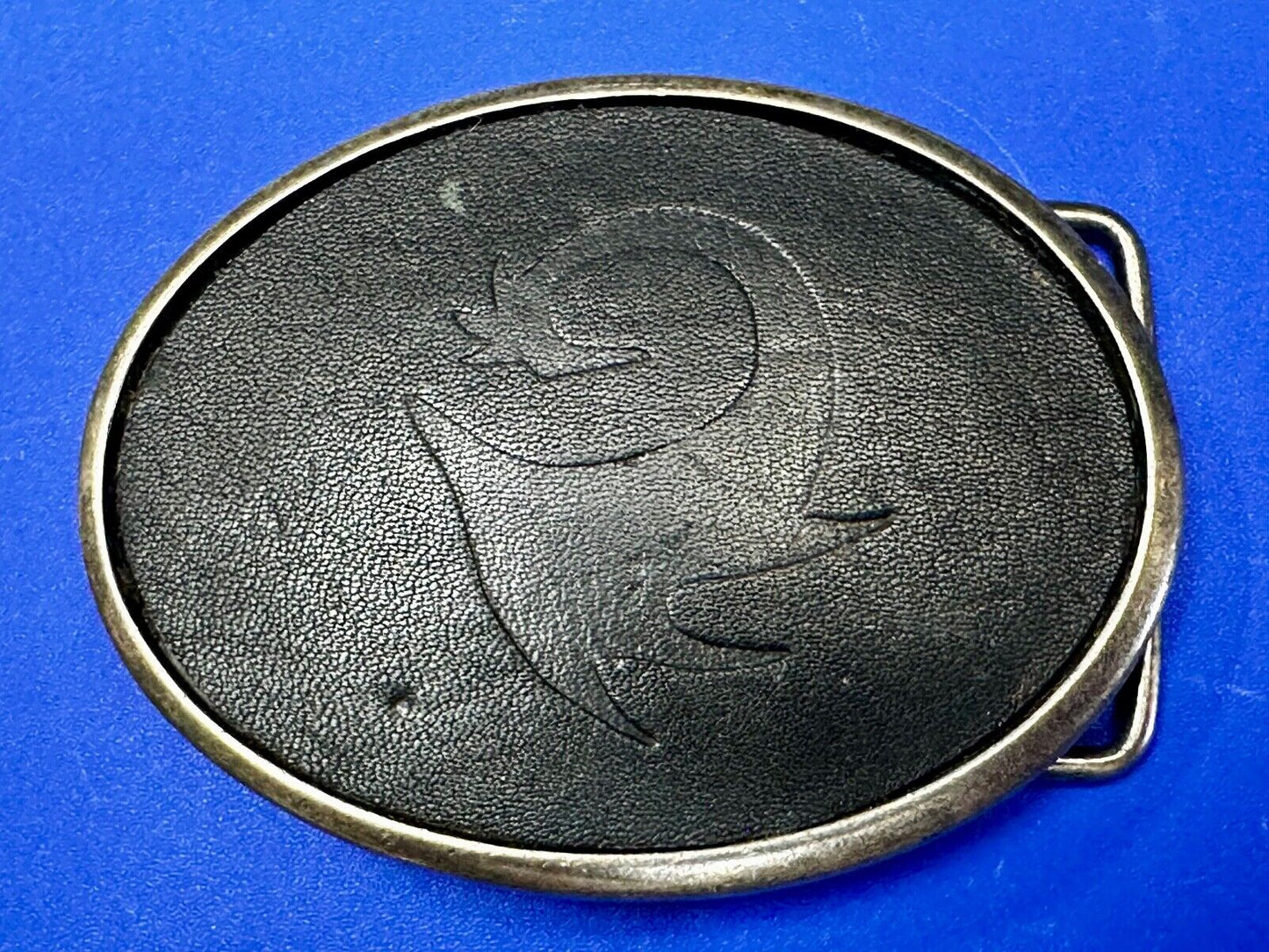 Unknown to me Animal Emblem Logo? Black Faux? leather Silver Tone Belt Buckle