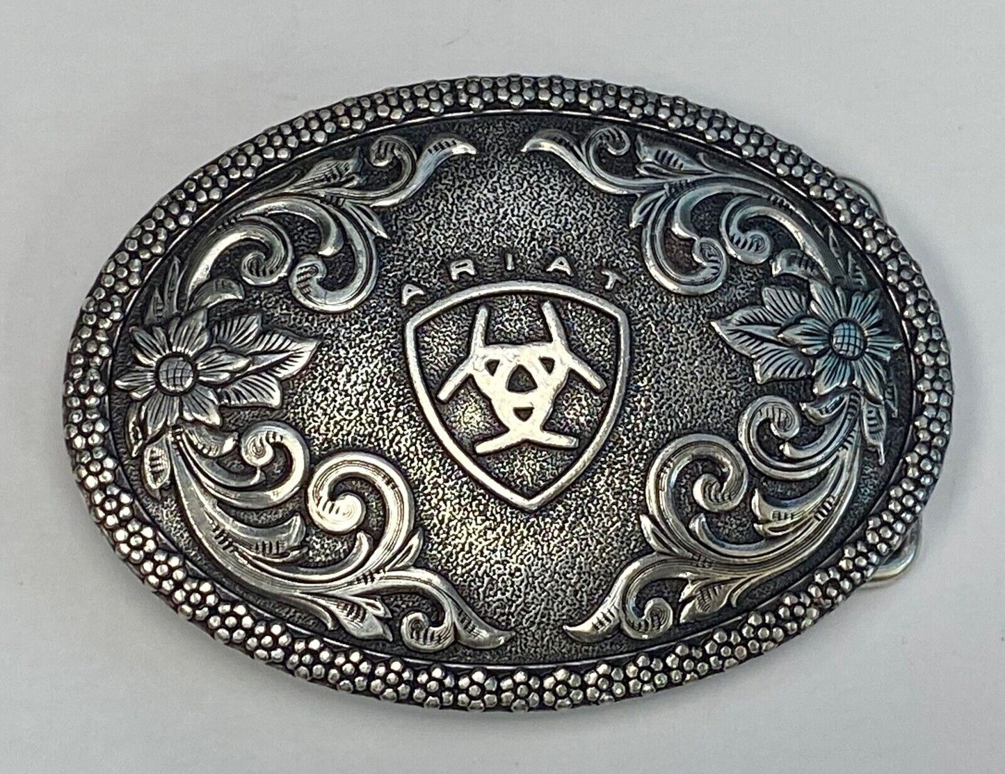 Ariat Western Oval Silver Tone Belt Buckle With Filigree Shield & Berry Edge