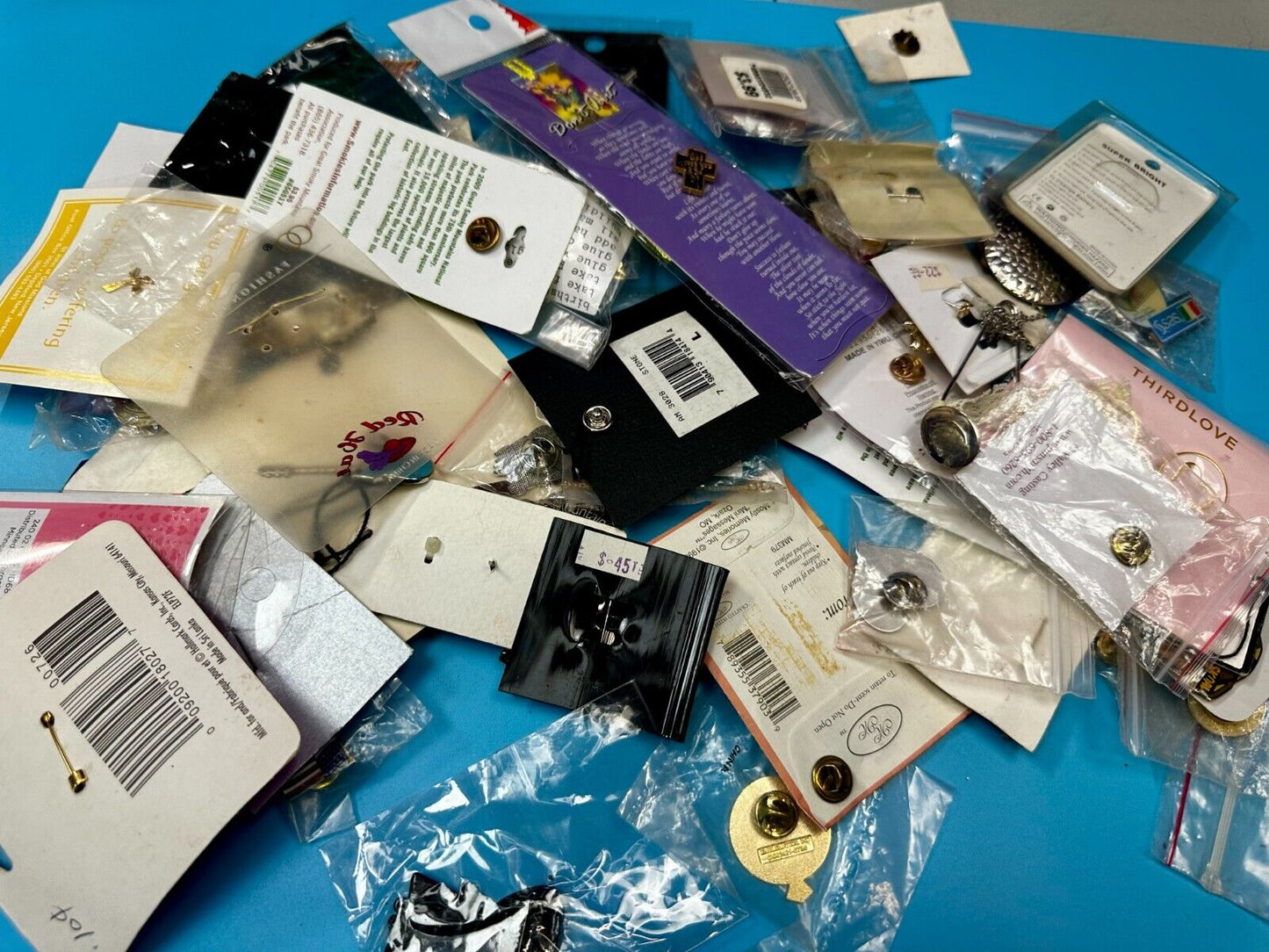 Around 50 Brooches &Pin's In Packaging Resale Bulk Lot, Junk Drawer Grab Bag
