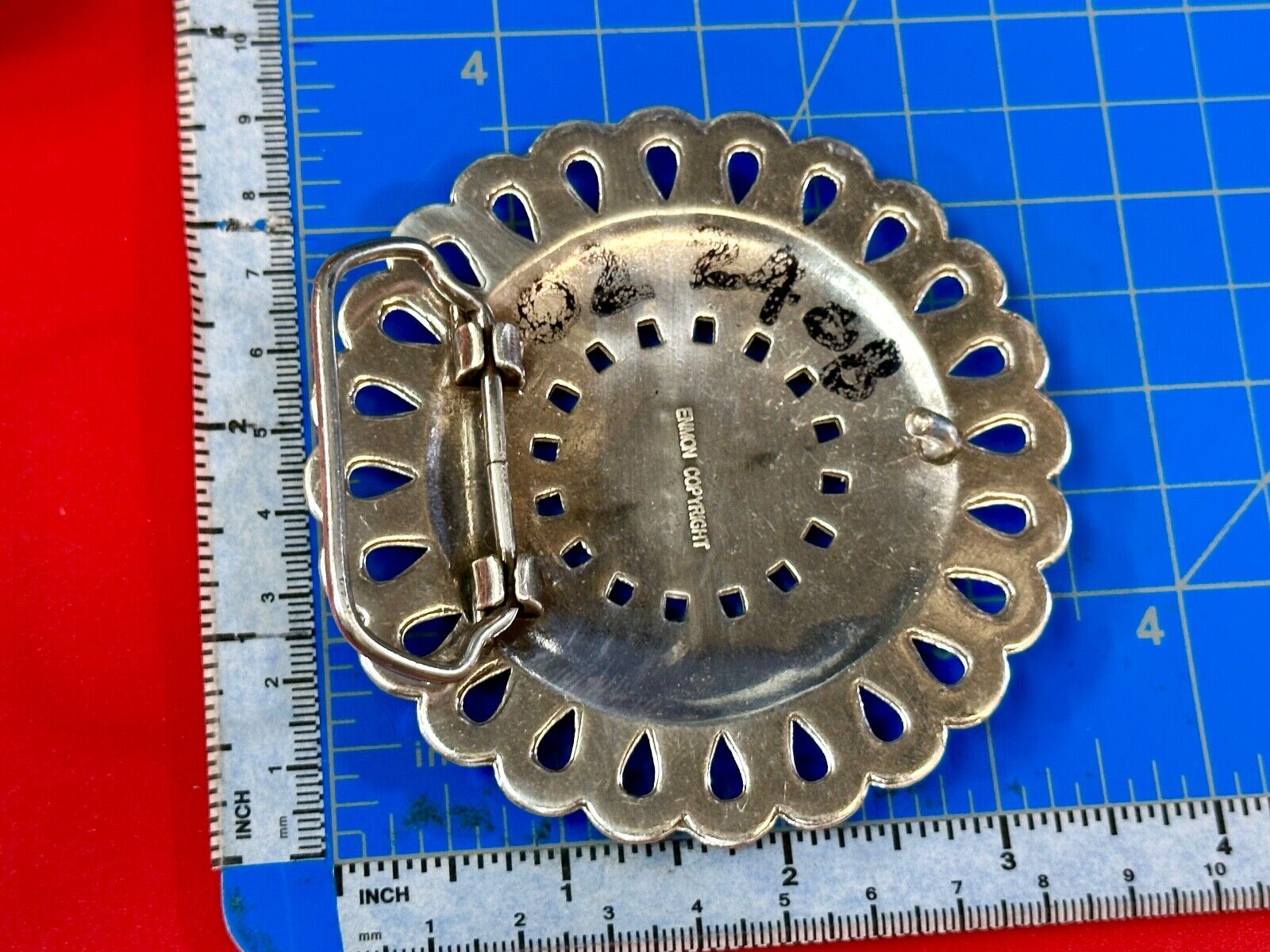 Vintage Flower shaped silver tone red rhinestone accented belt buckle