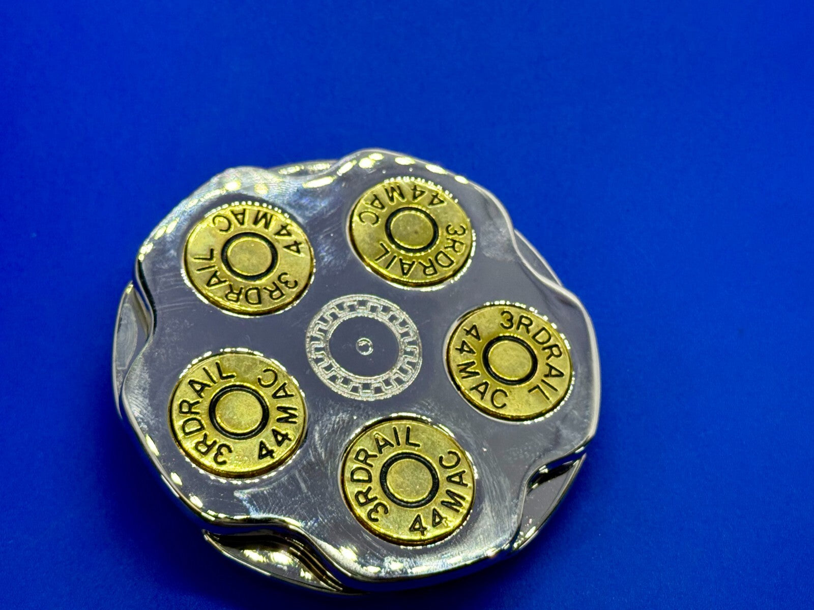 3RDRAIL Magnum 44 Revolver Gun Shell Bullet Moving Collectors Belt Buckle