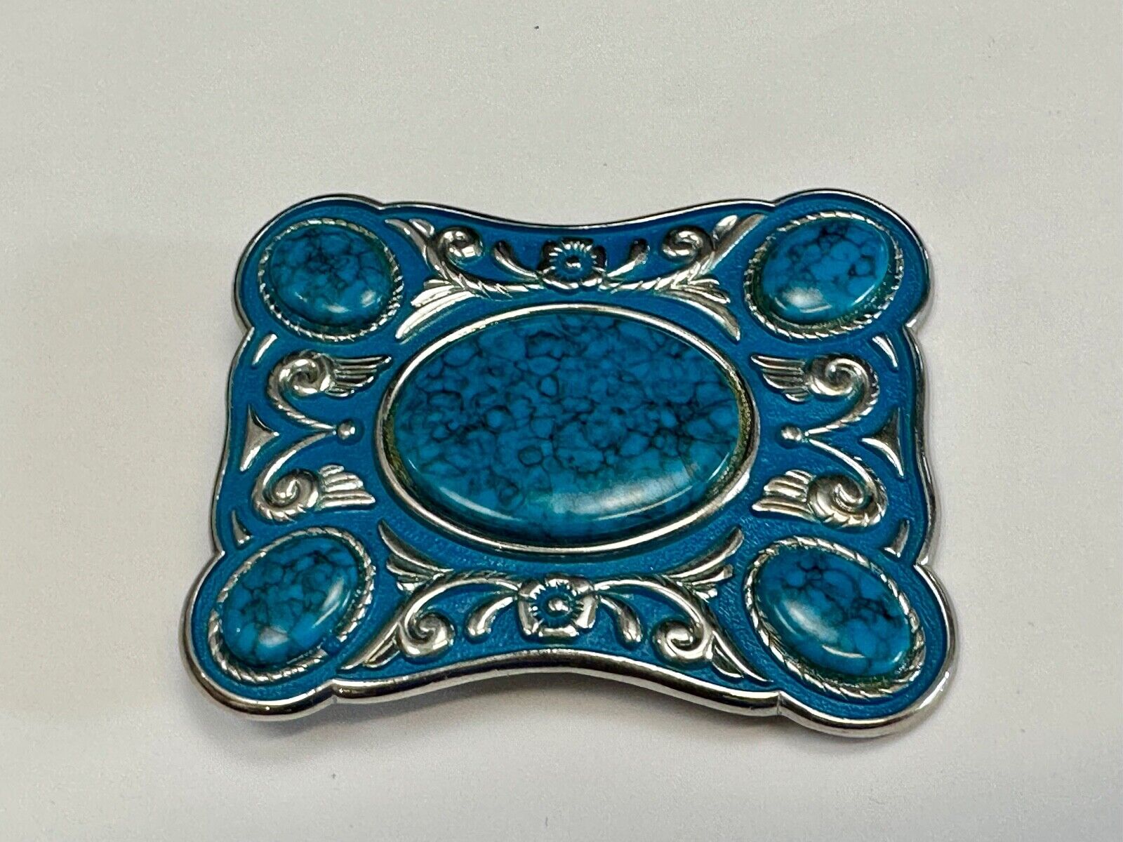 Turquoise Colored Cabochon Stones on Silver Tone Southwestern belt buckle