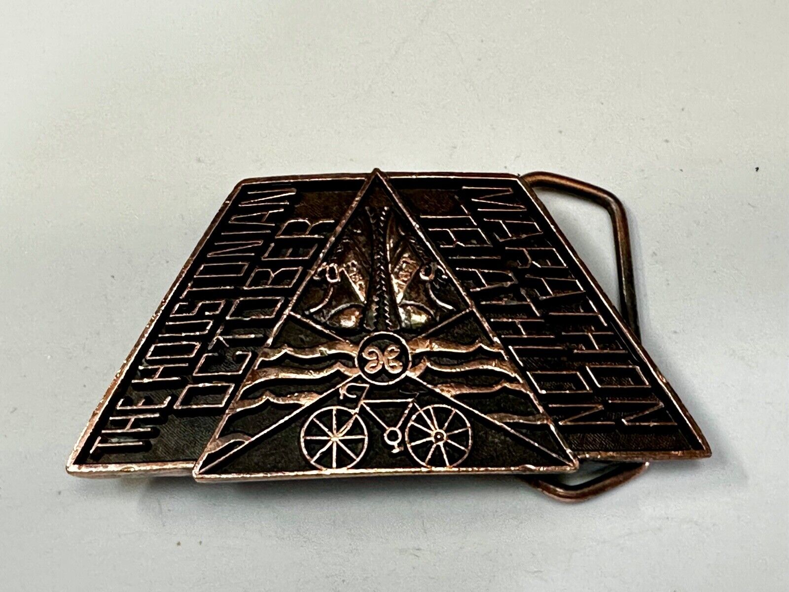 The Houstonian Marathon Trainer Texas Bike Race October Vintage 82 Belt Buckle