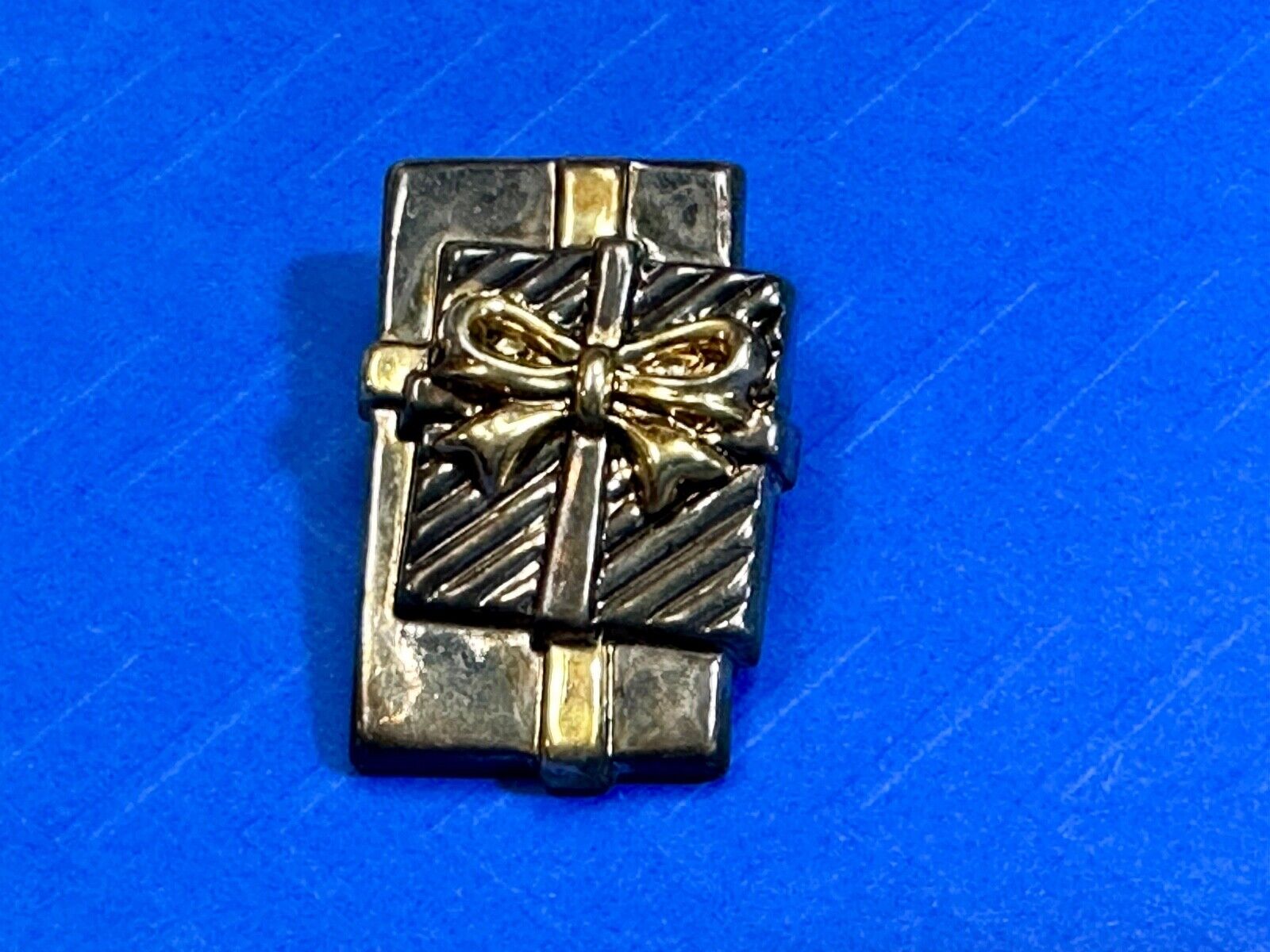 Vintage BEST Christmas Brooch Gift Present Gold Silver Two Tone Pin or PENDANT