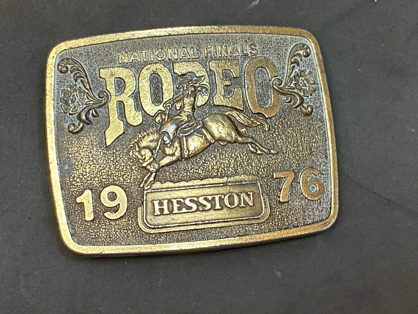 1976 National Finals Rodeo Vtg Hesston Belt Buckle Bicentennial Cowboy