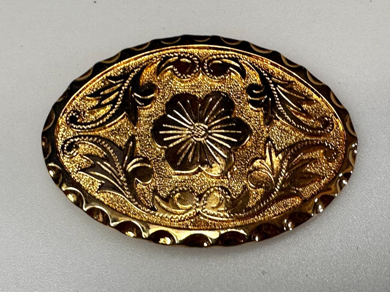 Vintage Etched Flower Floral Theme Western Oval Gold Tone Belt Buckle