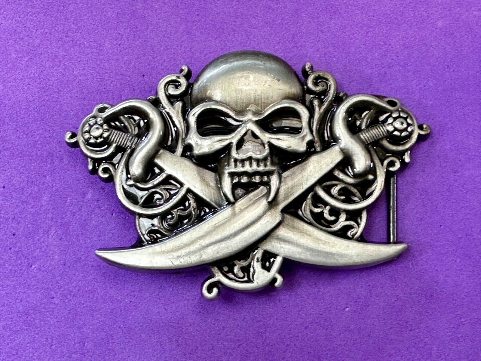 Vampire Teeth Skull - Soward's & Snakes cutout belt buckle