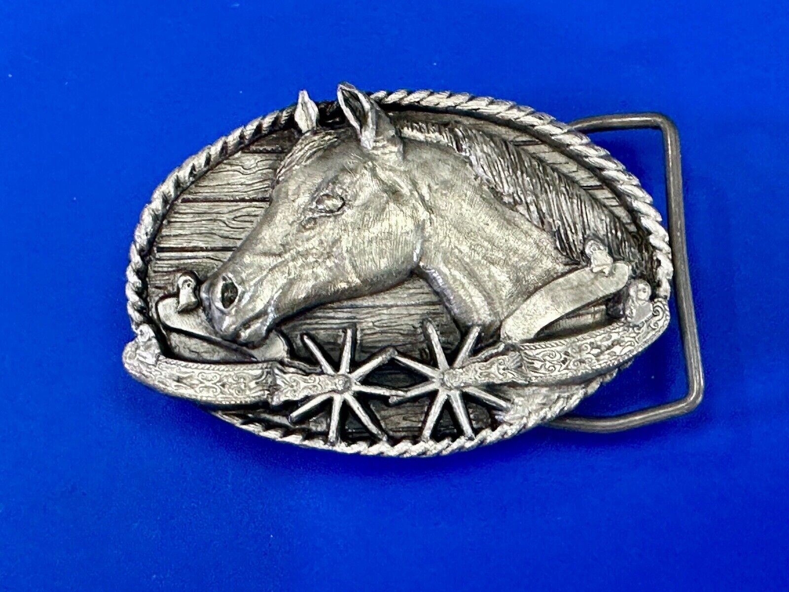 Vintage 1983 Cowboys Horse Lovers spurs siskiyou RARE belt buckle