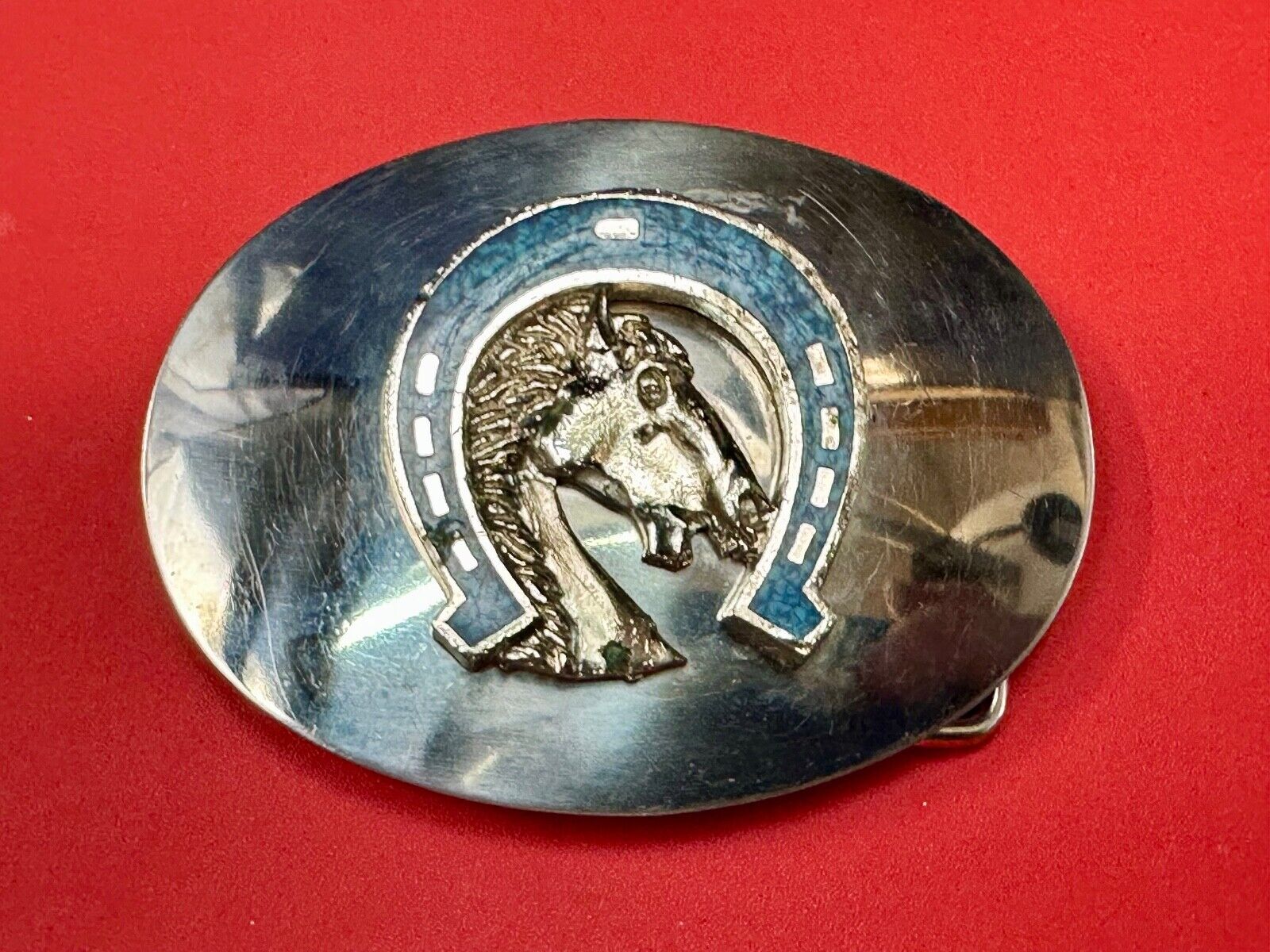 Vintage horse head bust in turquoise chip horseshoe on western belt buckle