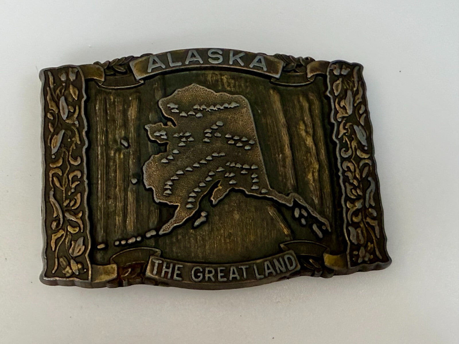 ALASKA The Great Land Vintage State Commemorative Brass Tone Vintage Belt Buckle