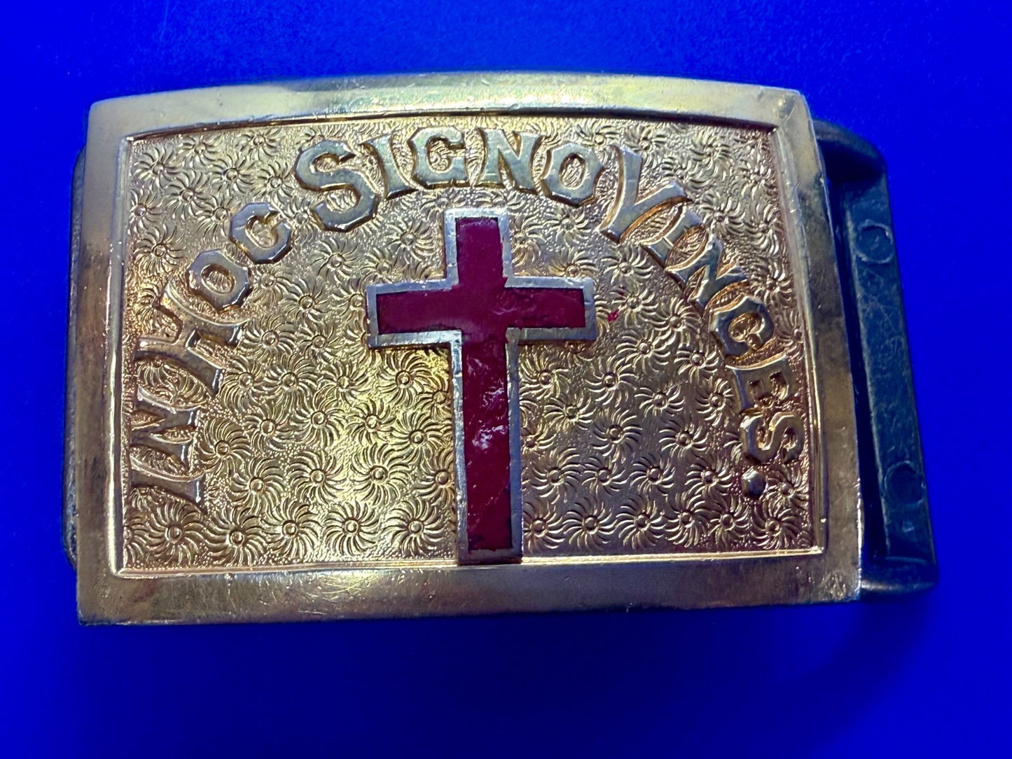 VINTAGE In Hoc Signo Vinces Masonic Knights Templar RED CROSS Belt Buckle