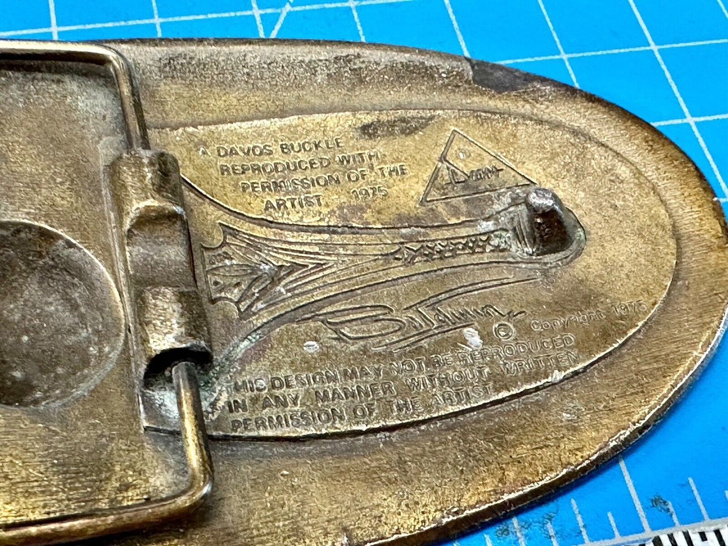 United Sates Marines Fallen Soldiers Monument  Flag 1975 Baldwin belt buckle