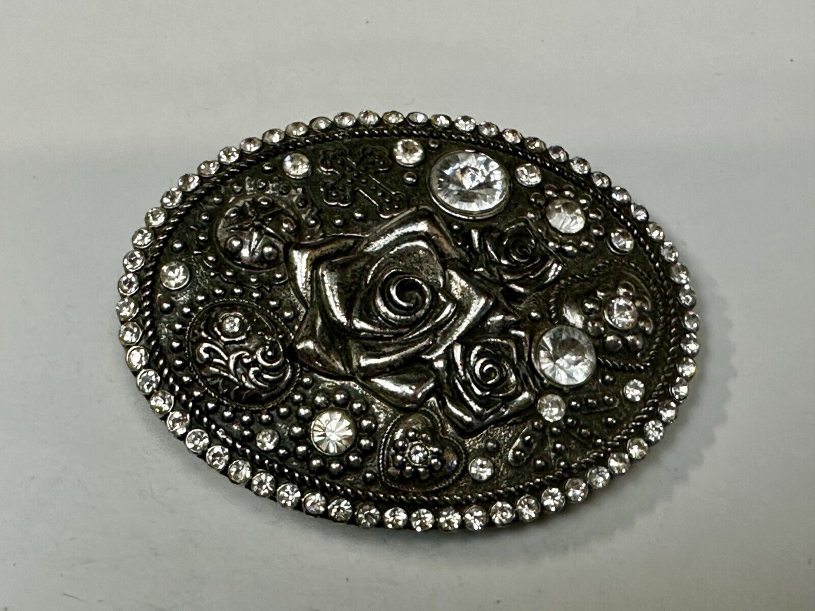 Unique Rose Flower With Rhinestone Accents And Boarder Beautiful Belt Buckle
