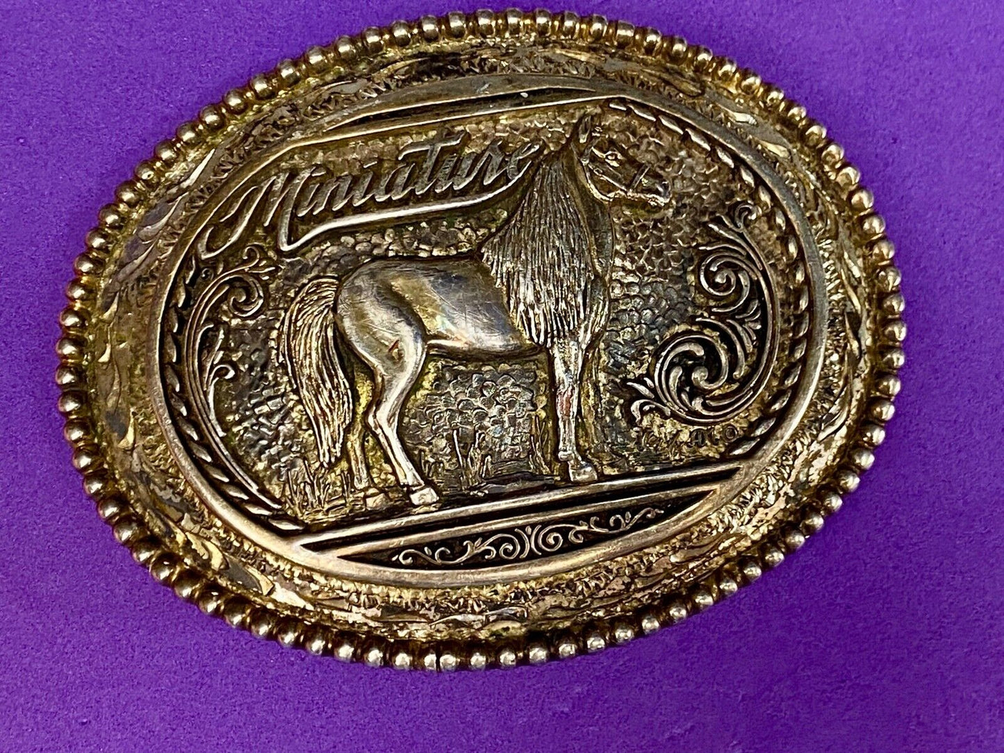 Vintage Award Design Metals - Mustang Commemorative Horse Oval Belt Buckle 