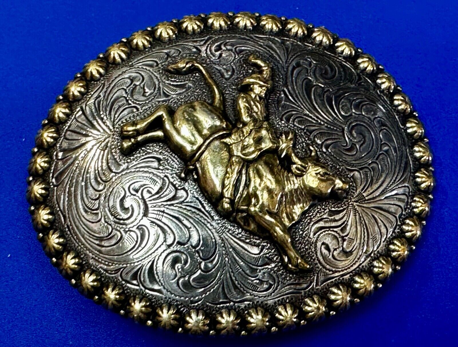 Vintage Cowboy Saddle Bronc western 4"  oval belt buckle with star boarder