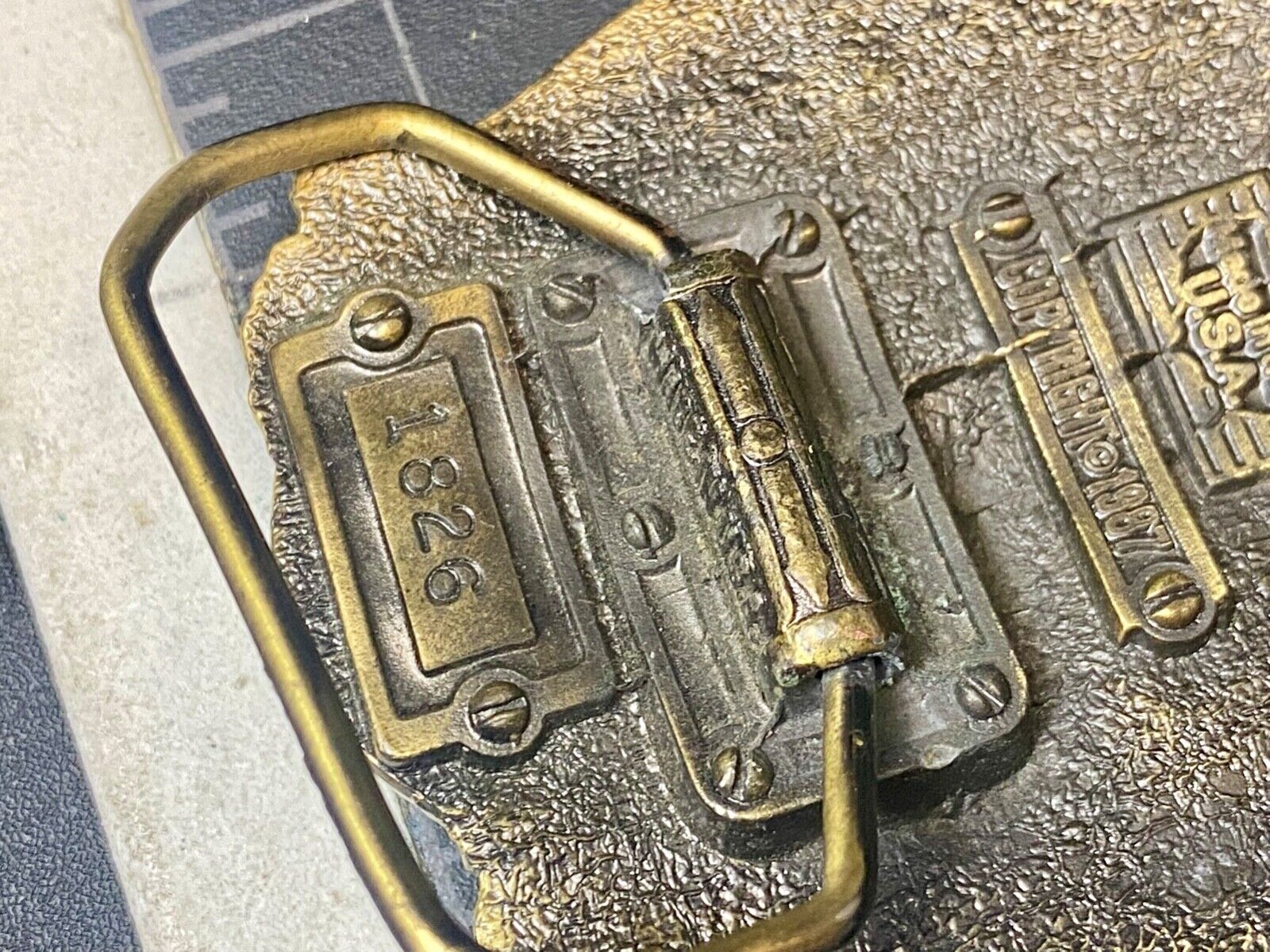 Truck Drivers Move the Nation Vtg. 1987  Belt Buckle Long Nose Flat Nose Cabover