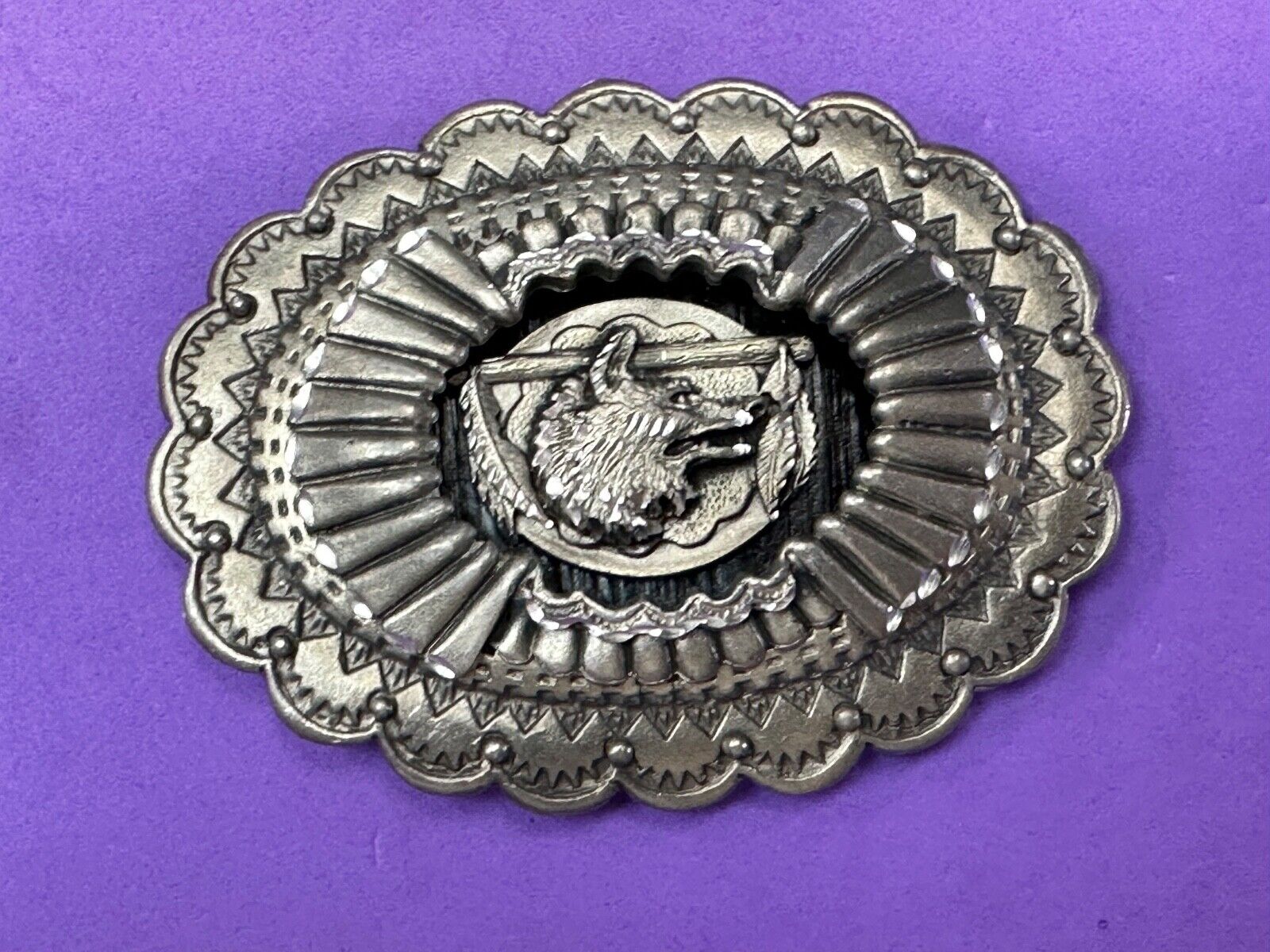 The Great Wolf - Native American Indian Feathers USA made Legends belt buckle