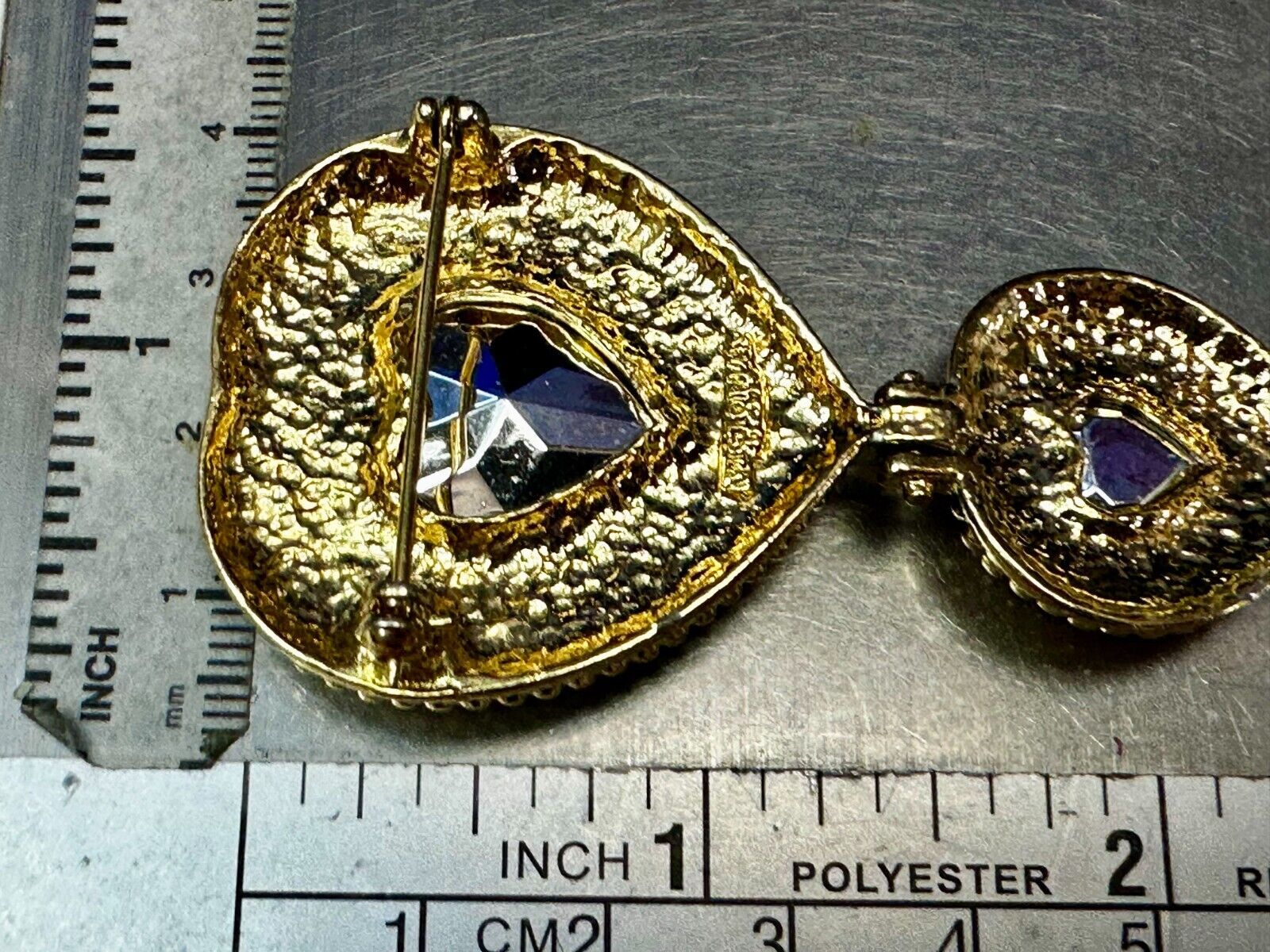 Victoria's Secret Double Heart Dangle Charm Red Ruby Large Gold Tone Brooch Pin