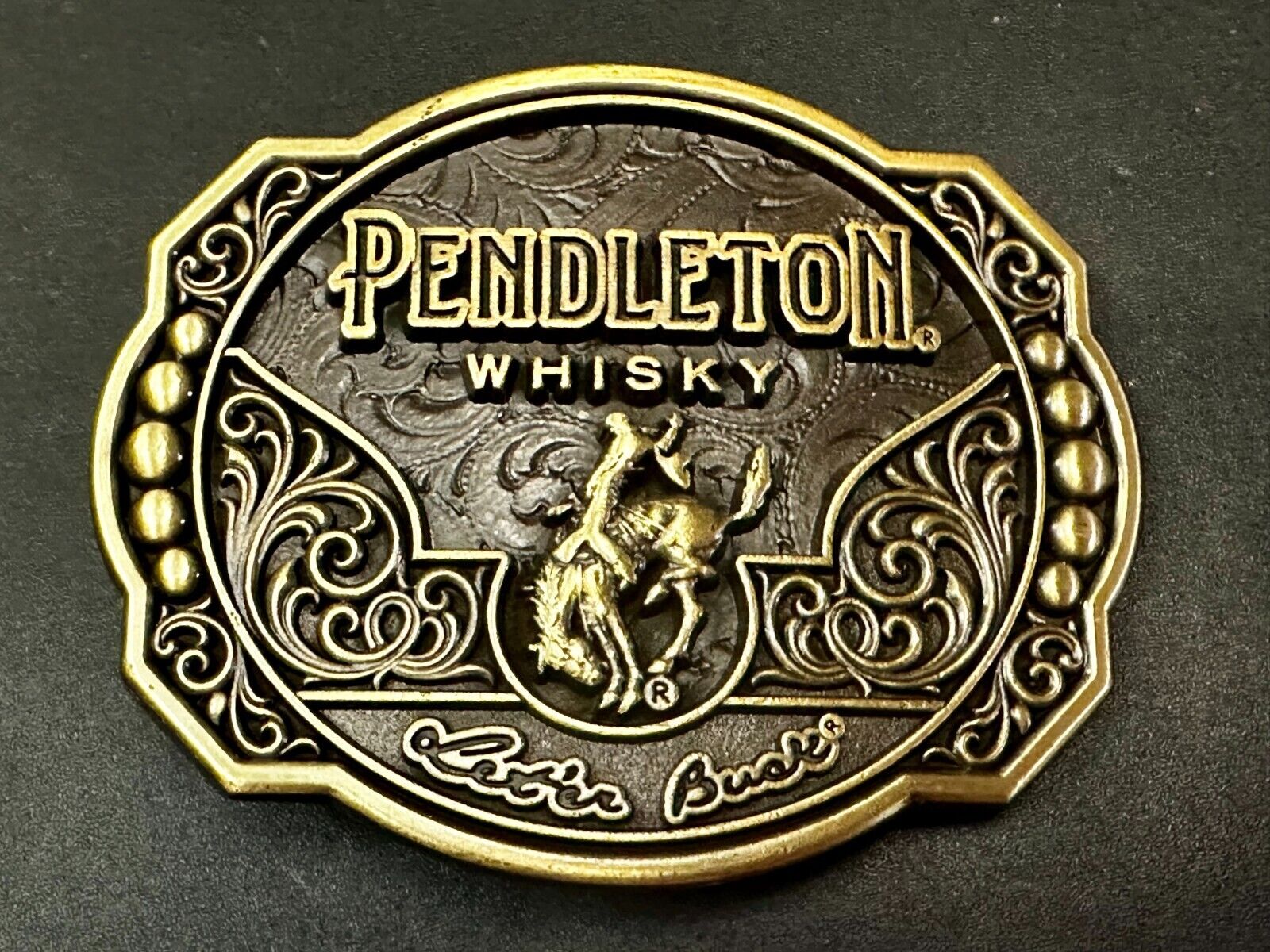 2024 Pendleton whiskey Let'er Buck Rodeo Cowboy Montana Silversmiths Belt Buckle