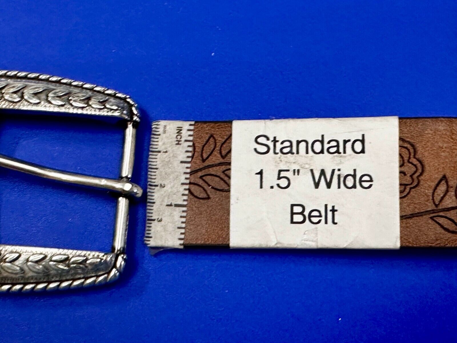 Ariat 2006 Ranger Style Detailed Flower Swirl Rope Outlined Belt Buckle
