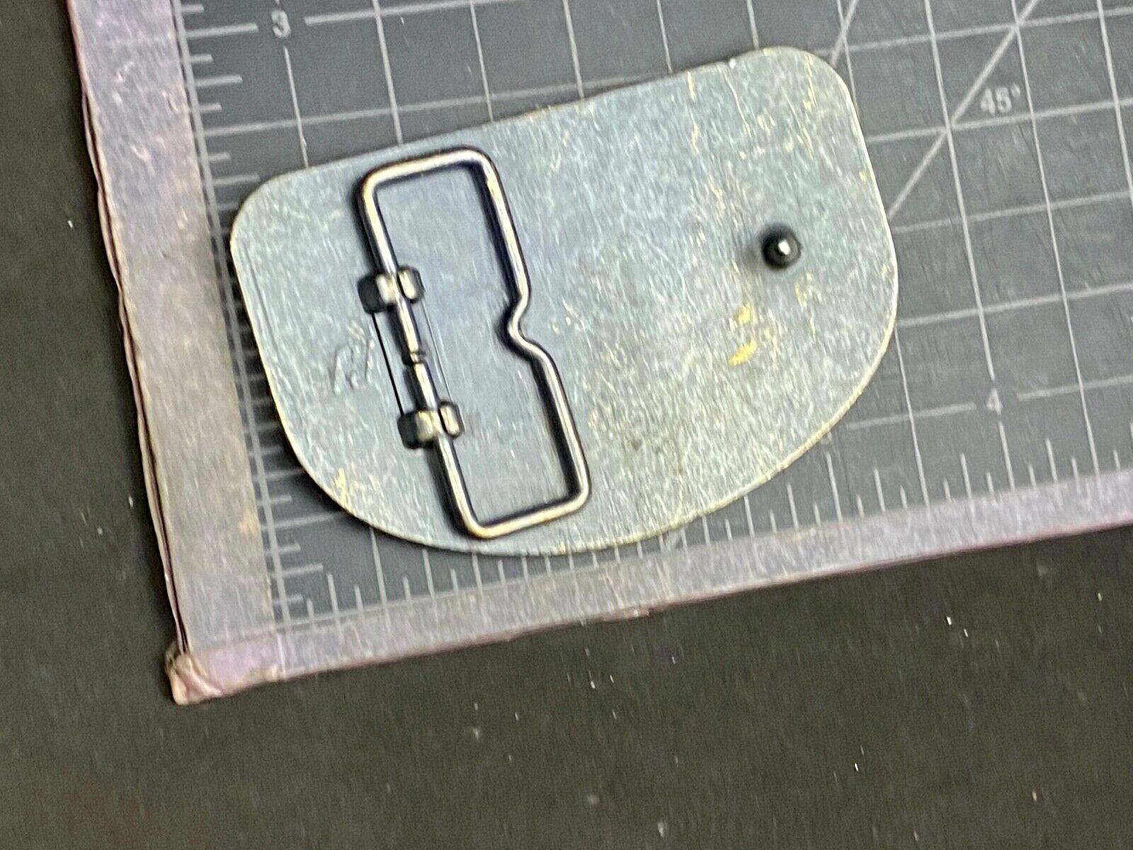 Vintage 1980'S ? Raleigh Lights Brass Tone Belt Buckle Cigarette Advertising