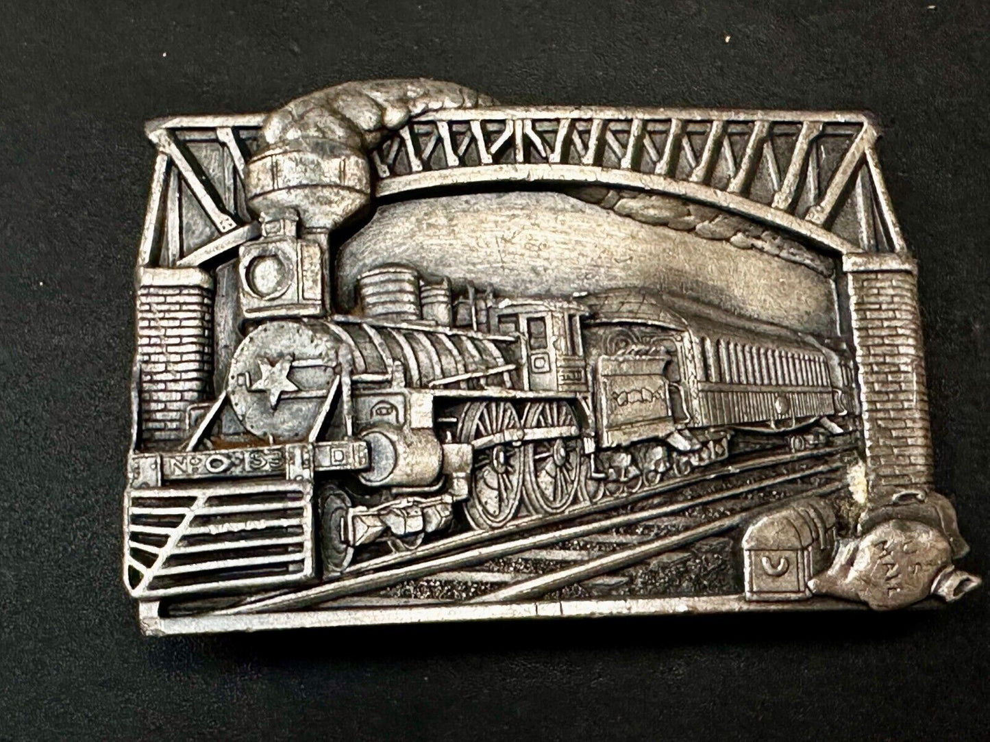 Train Steam Engine Over Bridge RailRoad RR Vintage 1980's Bergamot Belt Buckle